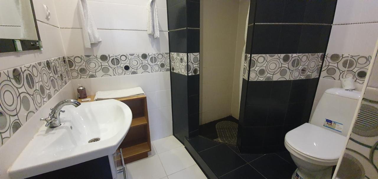 Versal Hotel Herson Dış mekan fotoğraf